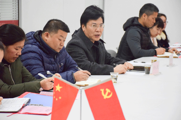 黄大乾校长讲话.gif