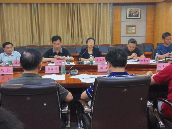 吴立平副校长讲话.gif