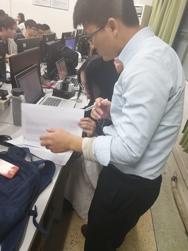 老师现场评分.png